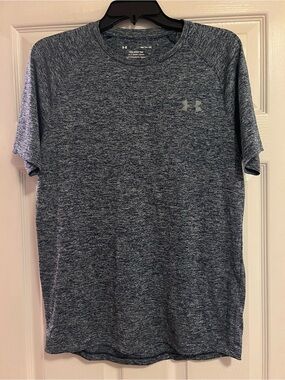Like New! Under Armour Gray Unisex Performance Tee- Size Small